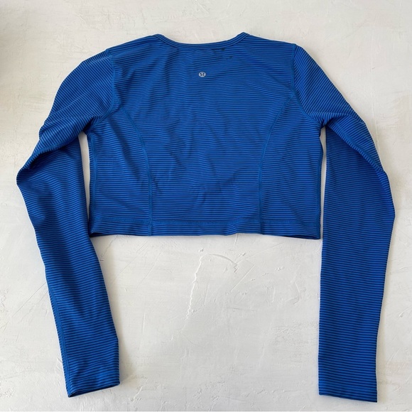 Lululemon Cozy Crop Top Mini Hyper Stripe Baroque Blue size 8 - Picture 4 of 8